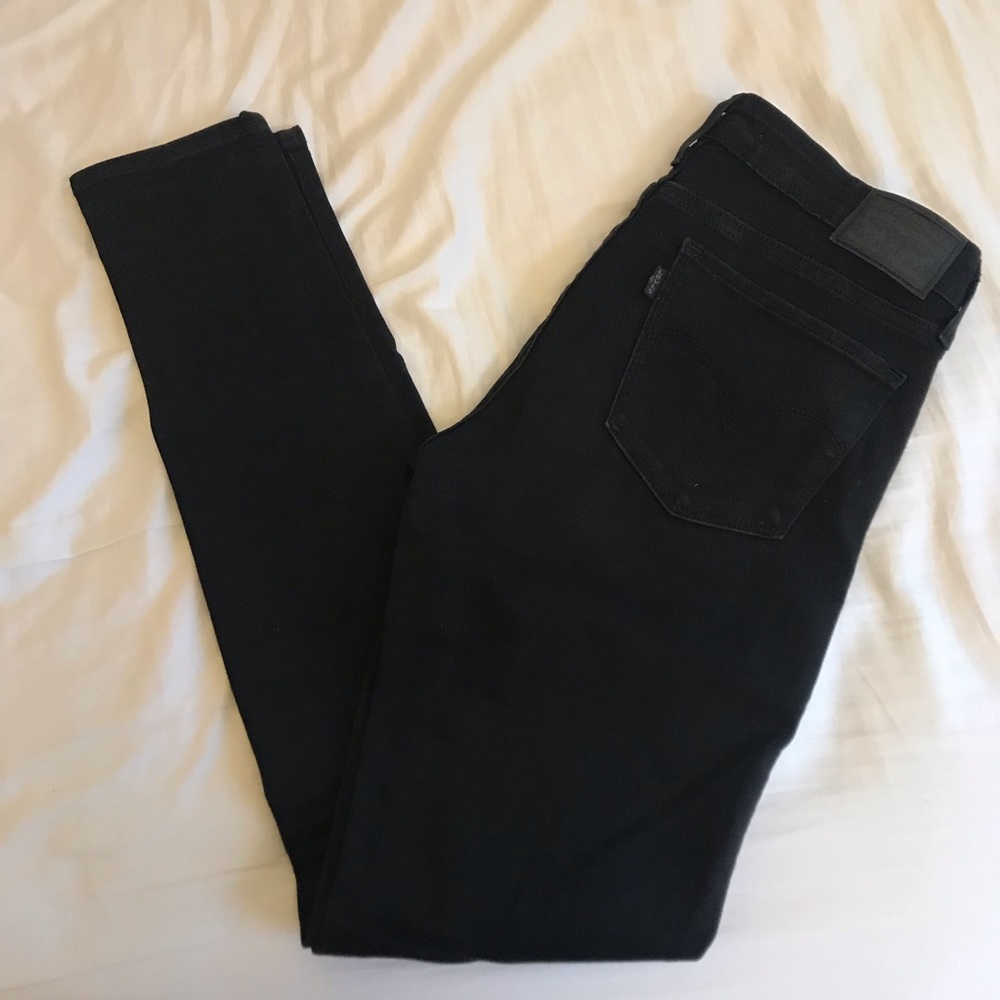 Levi’s 711 black skinny jeans size 27